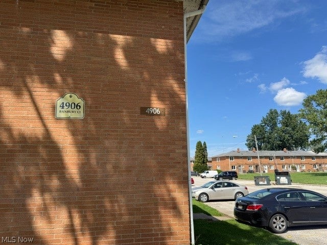 4906 Banbury Court 6