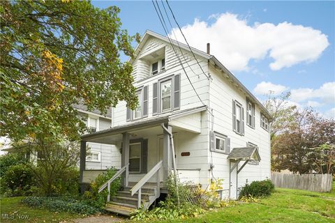Homes For Sale - 2226 26th Street<br/> Akron, OH 44314