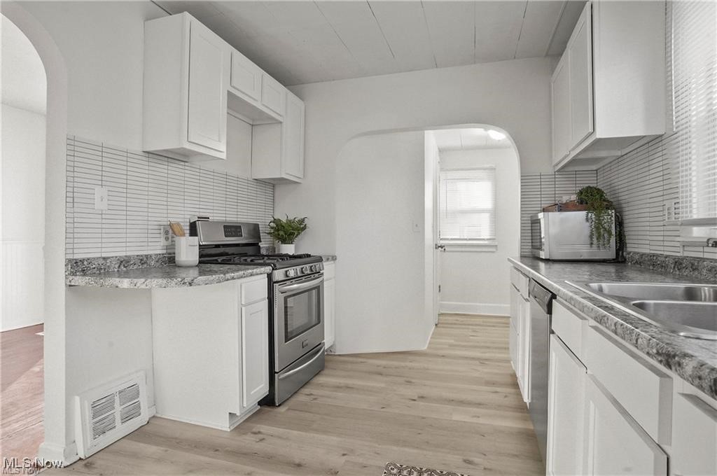 W V Sterkis Add - Residential