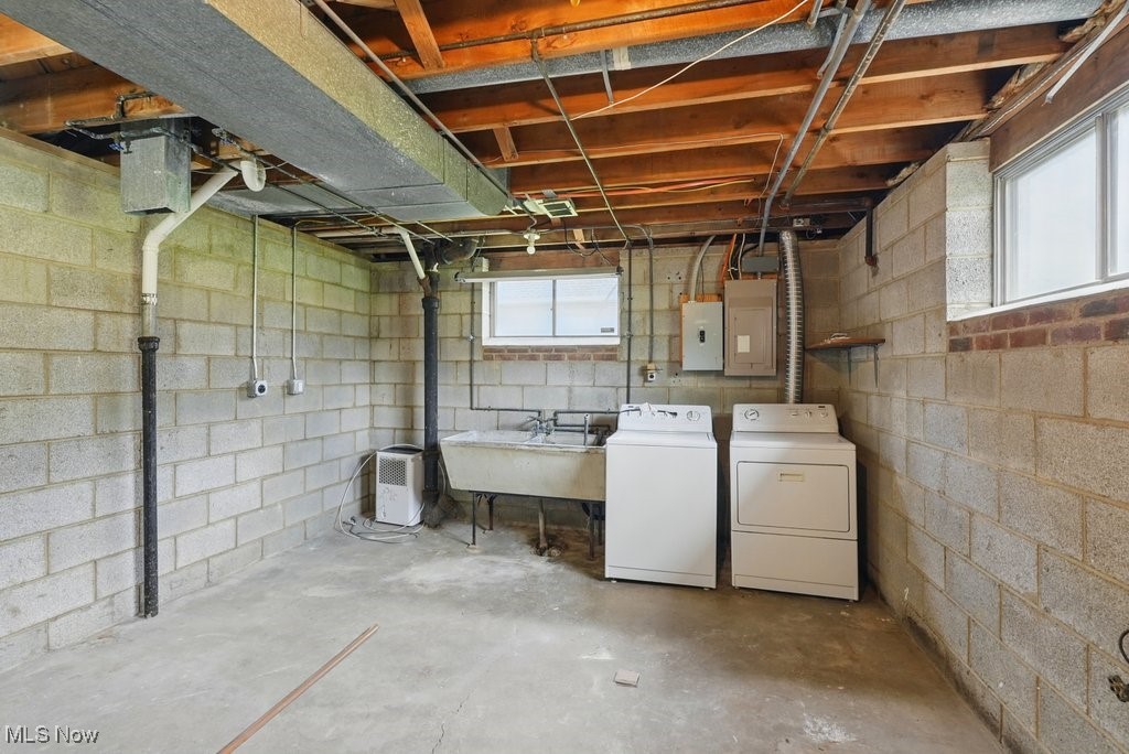 8049 Mccreary Road, Broadview Heights, Ohio image 38