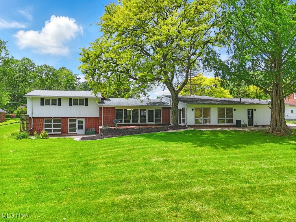 8049 Mccreary Road, Broadview Heights, Ohio image 7
