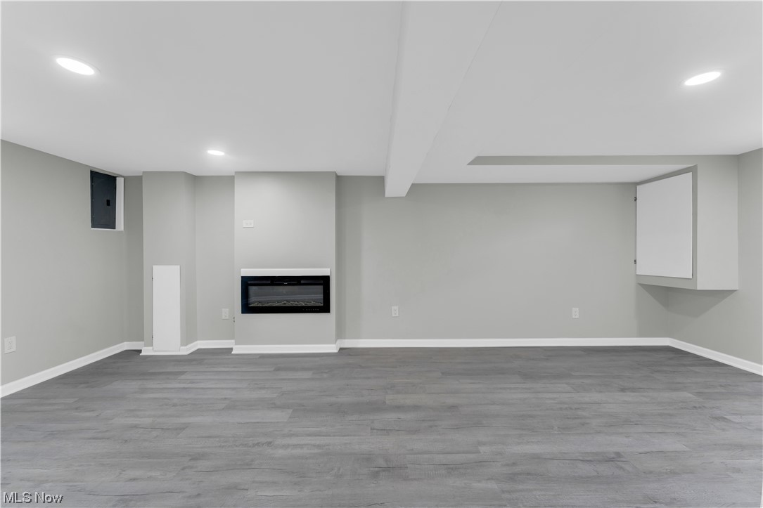 Mix & Wains - Residential