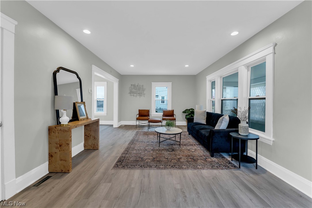 Mix & Wains - Residential