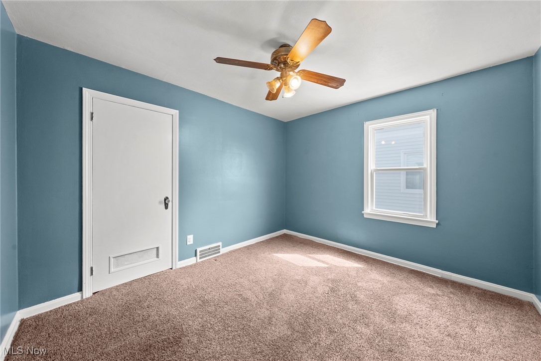 249 E 285th Street, Willowick, Ohio image 19