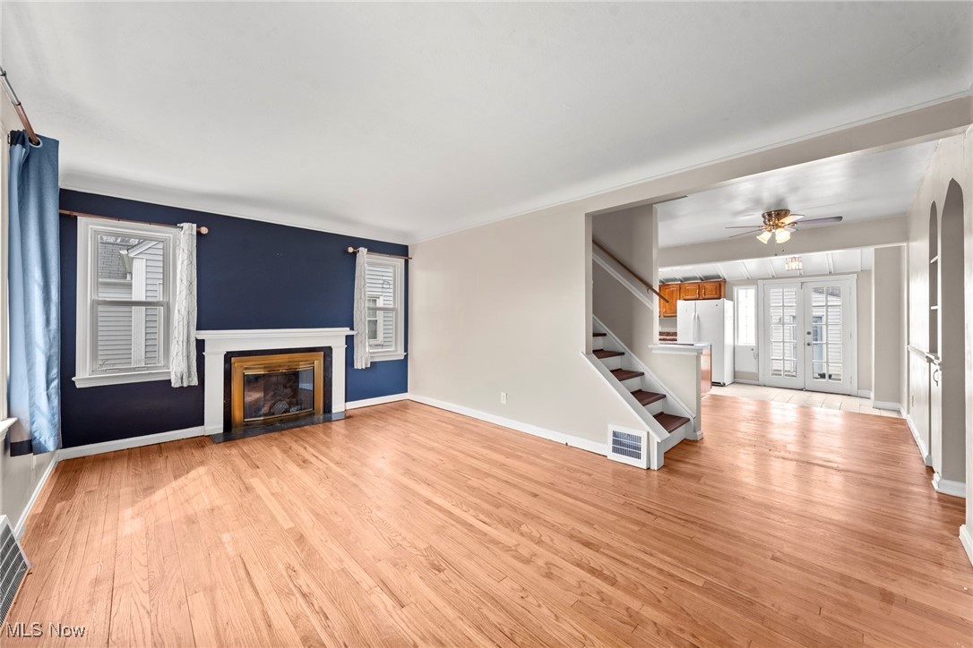 249 E 285th Street, Willowick, Ohio image 2