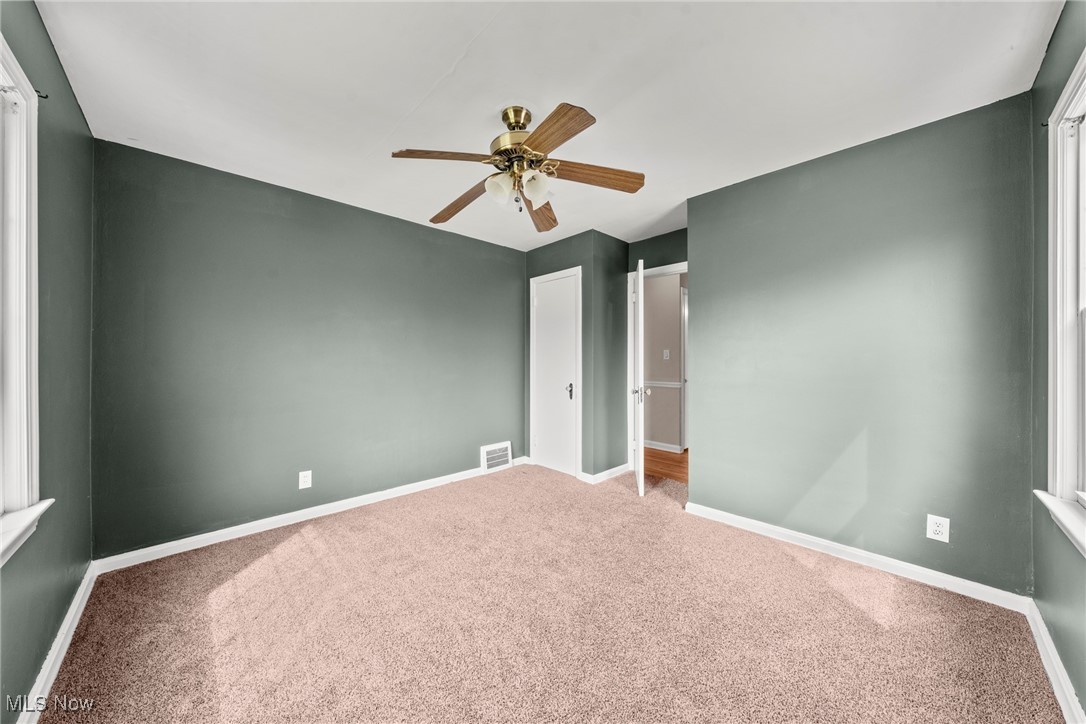 249 E 285th Street, Willowick, Ohio image 15