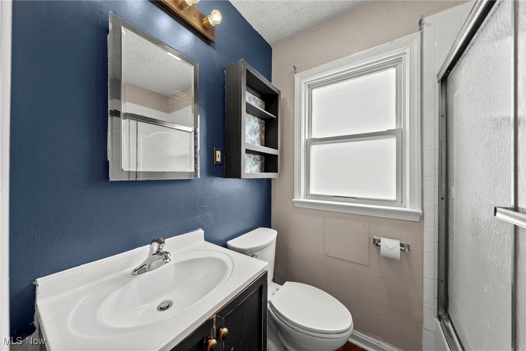 249 E 285th Street, Willowick, Ohio image 17
