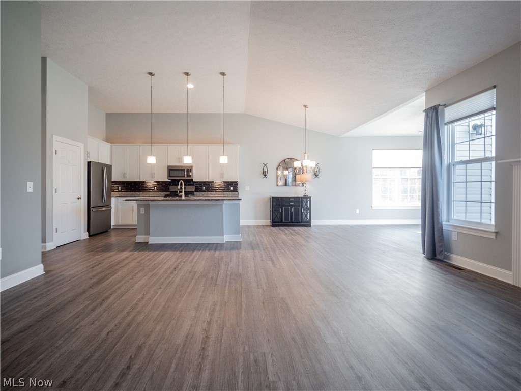 Lifestyles Of Meadow Lakes Sub - Residential