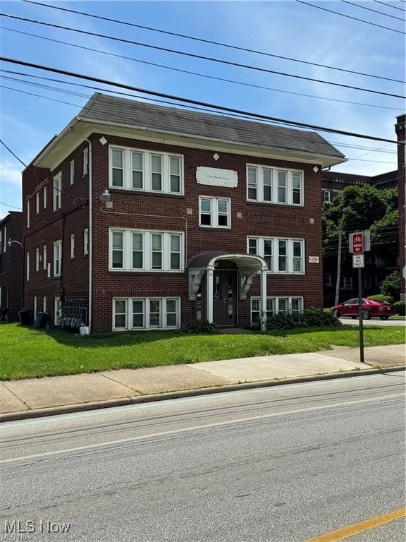 42 E Tallmadge Avenue