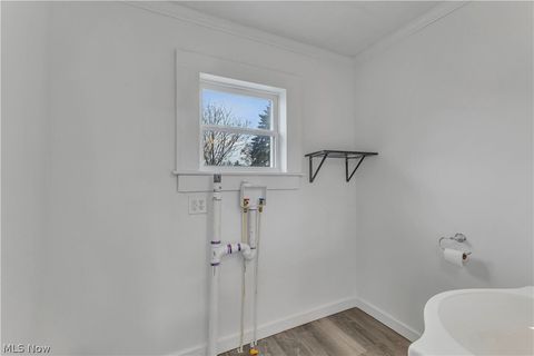 Tiny photo for 642 Nutwood Avenue, Cuyahoga Falls, OH 44221 (MLS # 5187730)