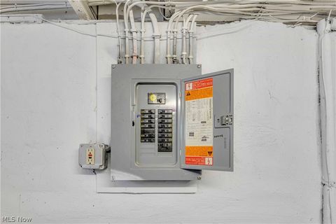 Tiny photo for 642 Nutwood Avenue, Cuyahoga Falls, OH 44221 (MLS # 5187730)