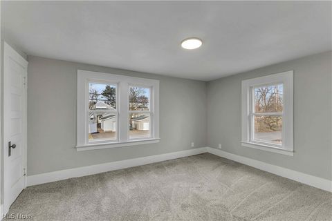 Tiny photo for 642 Nutwood Avenue, Cuyahoga Falls, OH 44221 (MLS # 5187730)