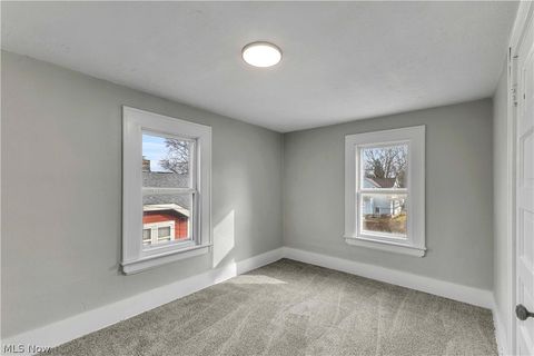 Tiny photo for 642 Nutwood Avenue, Cuyahoga Falls, OH 44221 (MLS # 5187730)