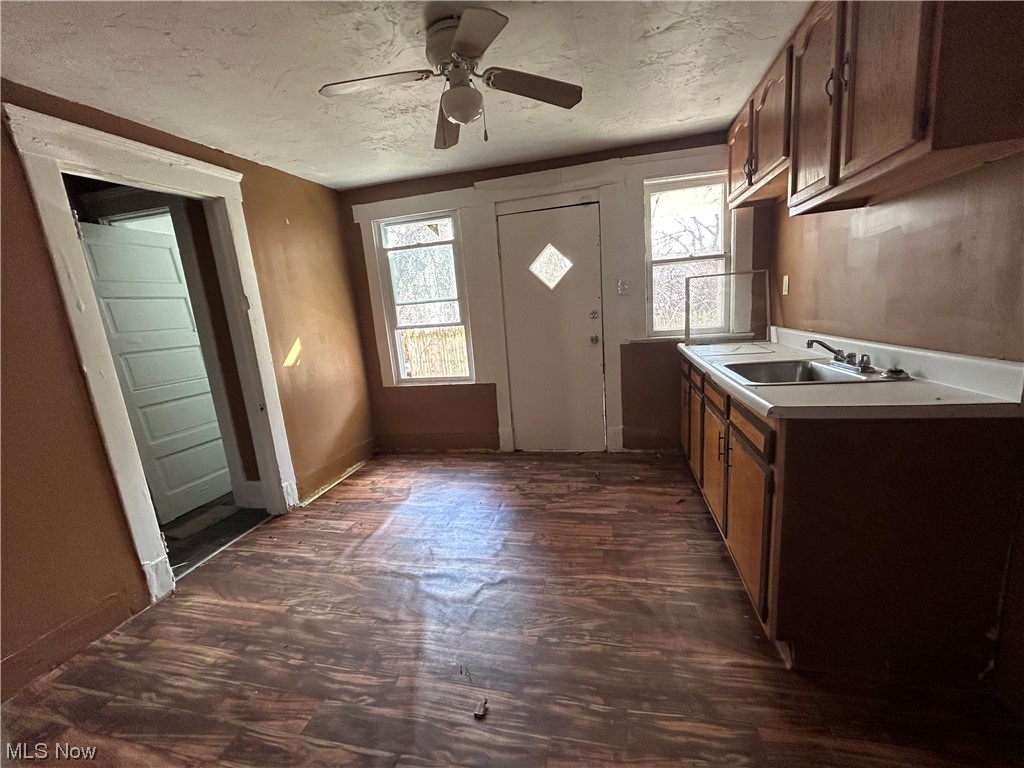 Superior Park 01 - Residential Income