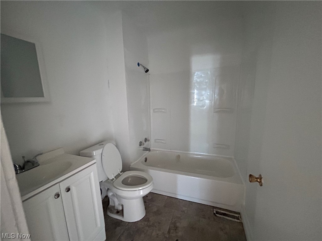 Superior Park 01 - Residential Income