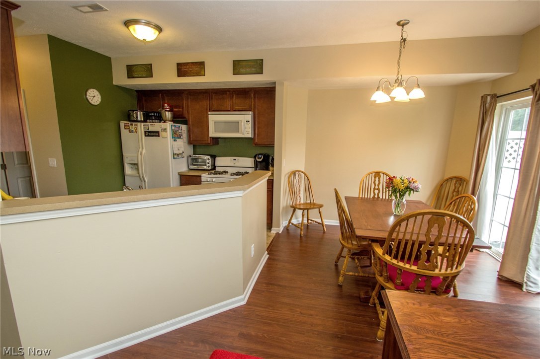 Pembrooke Place Ph 01 - Residential