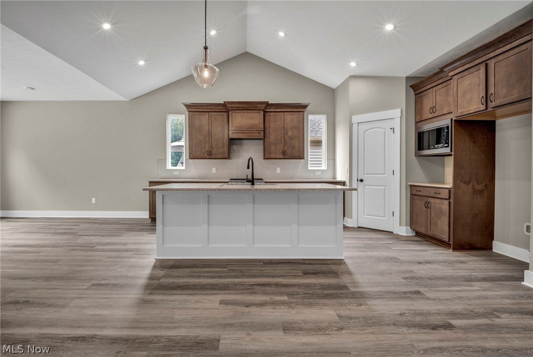 6113 Grey Heron Drive