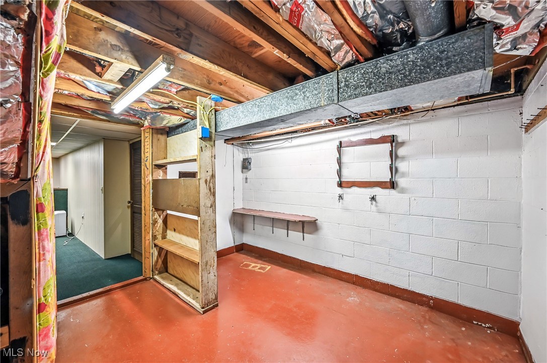 Salem, Ohio 44460, United States, 4 Bedrooms Bedrooms, ,2 BathroomsBathrooms,Residential,Active,166042