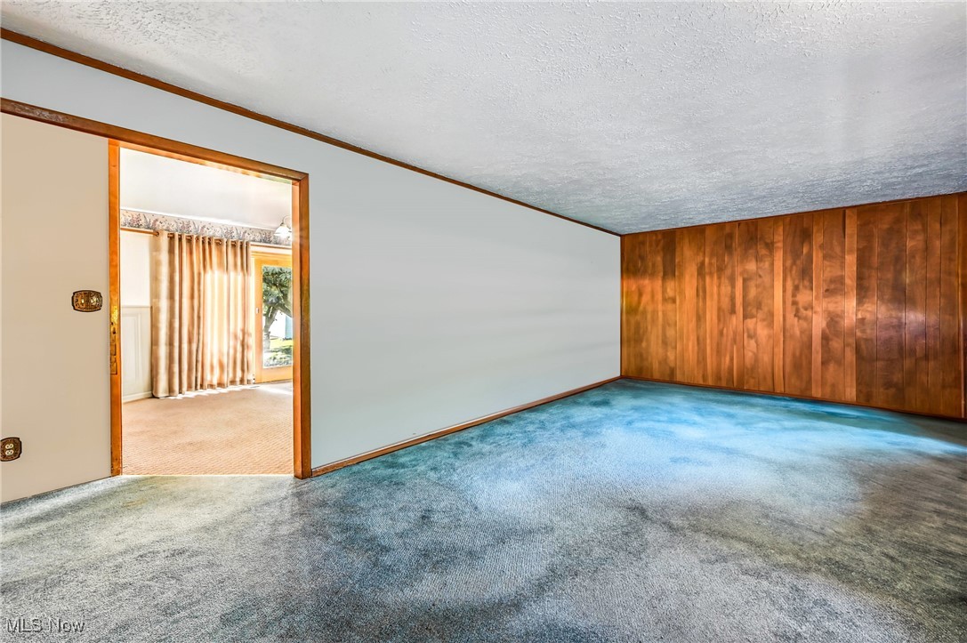 Salem, Ohio 44460, United States, 4 Bedrooms Bedrooms, ,2 BathroomsBathrooms,Residential,Active,166042