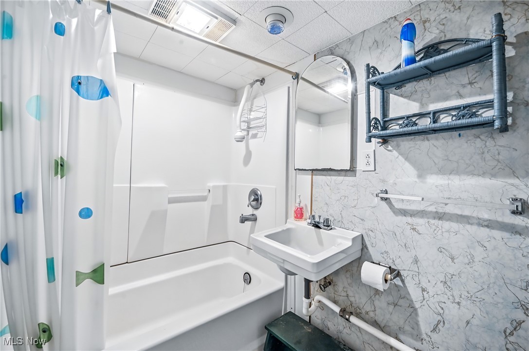 Salem, Ohio 44460, United States, 4 Bedrooms Bedrooms, ,2 BathroomsBathrooms,Residential,Active,166042