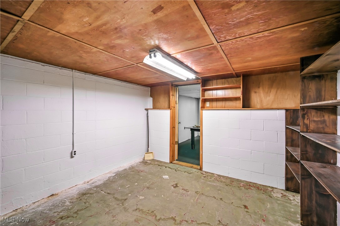 Salem, Ohio 44460, United States, 4 Bedrooms Bedrooms, ,2 BathroomsBathrooms,Residential,Active,166042