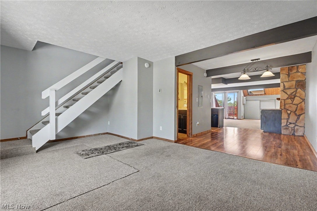 1605 Treetop Trail A
