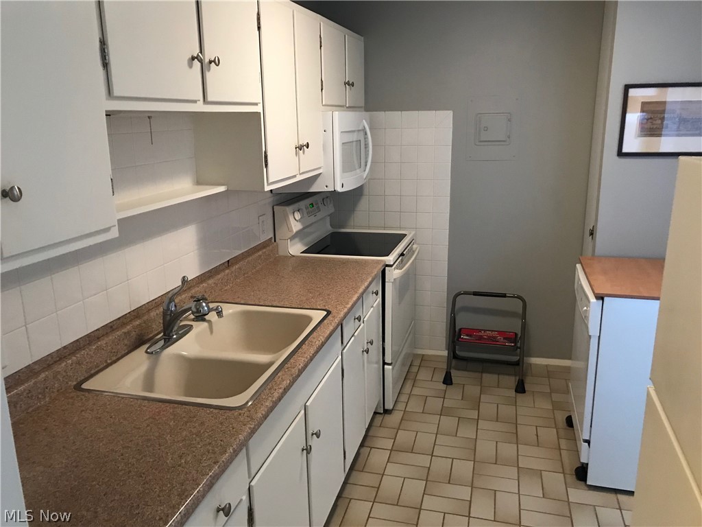 Bonneville Tower Condo - Residential