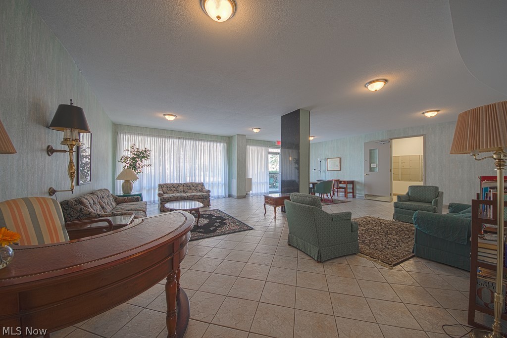 Bonneville Tower Condo - Residential