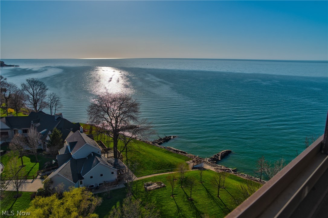 Bonneville Tower Condo - Residential