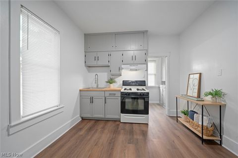 Tiny photo for 1122 Hoover Place NW, Canton, OH 44703 (MLS # 5187993)