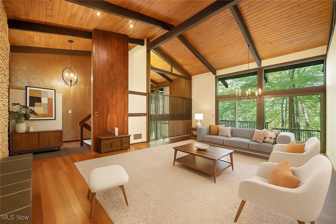 1345 Ledgewood Drive