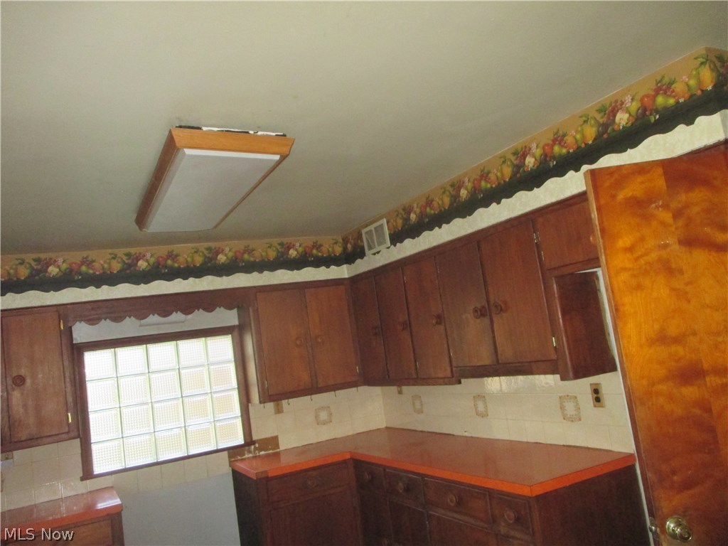 Rhodes 1st Add - Residential