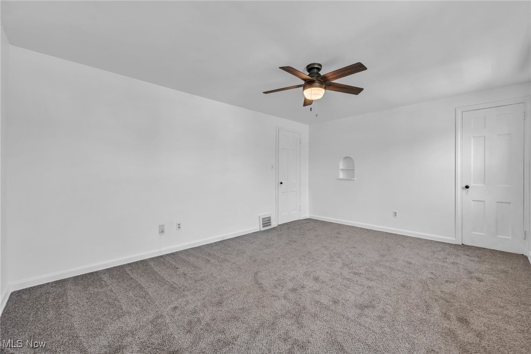 21650 Wilmore Avenue, Euclid, Ohio image 27