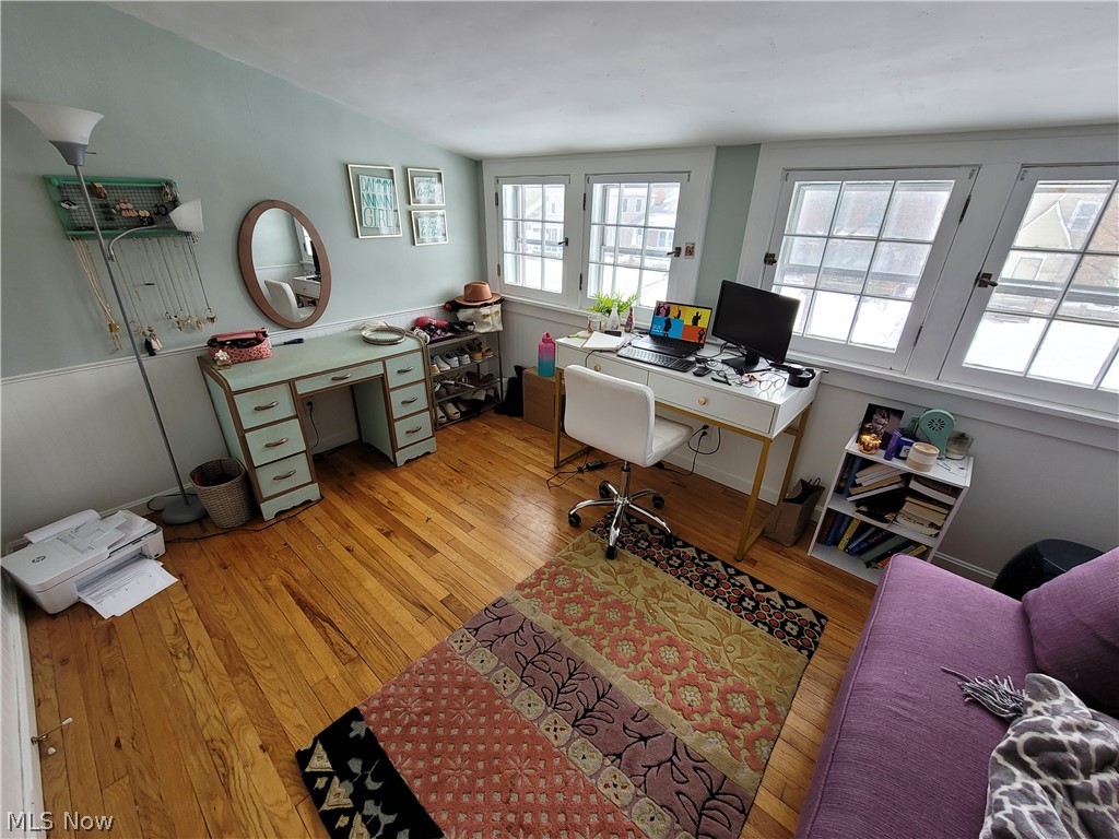 Hollywood Park - Residential