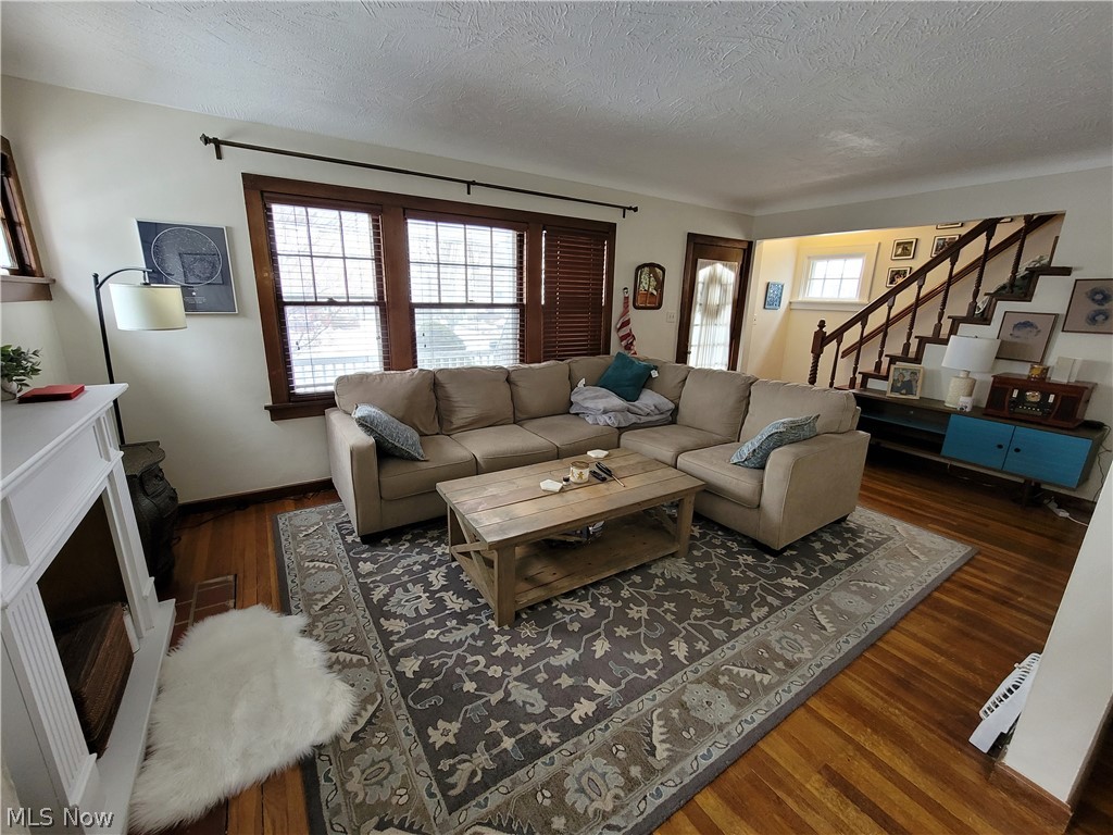 Hollywood Park - Residential