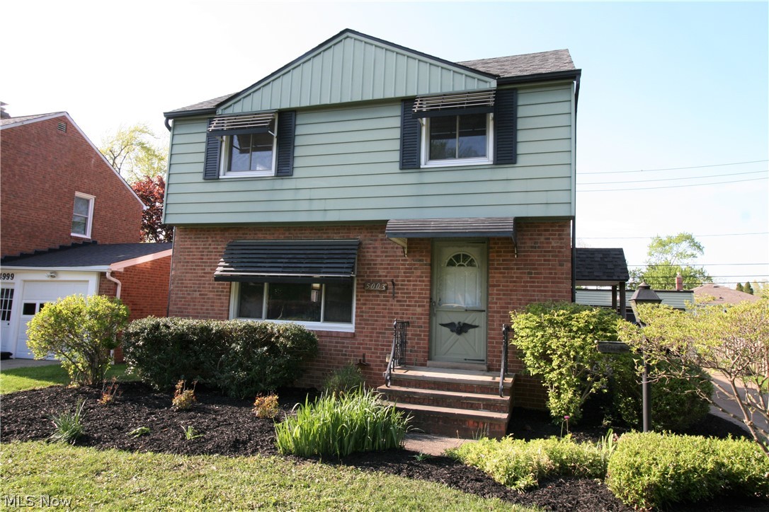 *Coming soon 5/14* Look at this 3bed/1.5 bath gem! Move in ready, lot of updates including refinished hardwood floors, newer A/C, remodeled first floor half bath. Clean kitchen with breakfast nook - appliances stay, including washer/dryer! Great family room addition with skylight for plenty of natural light. Large living room with electric log fireplace. Lovely patio with pergola. Extra storage in attic. 2 car detached garage. Close to shopping/entertainment. Don't miss your chance to call this one home!