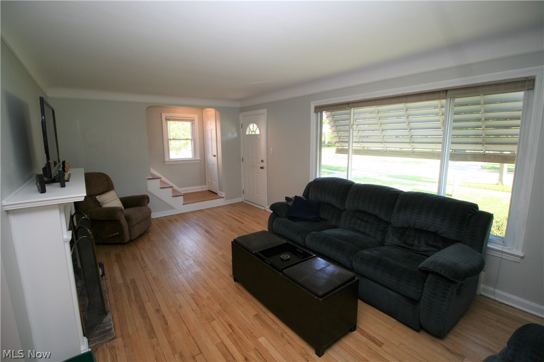 E A Markhams Richmond Manor S - Residential