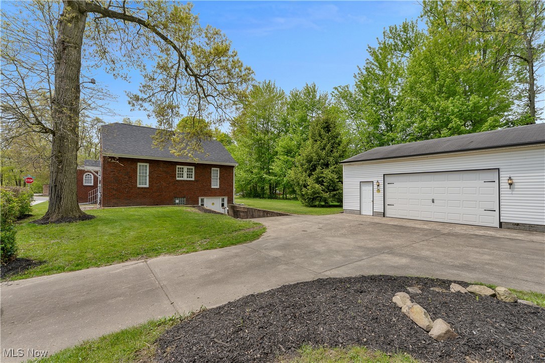 2004 Mahoning Avenue, Warren, Ohio image 5