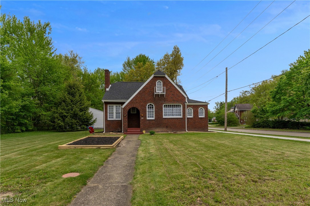 2004 Mahoning Avenue, Warren, Ohio image 1