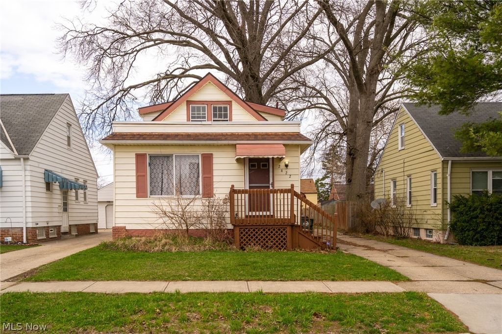 Photo of 2422 North Avenue, Parma, OH 44134 (MLS # 5194051)