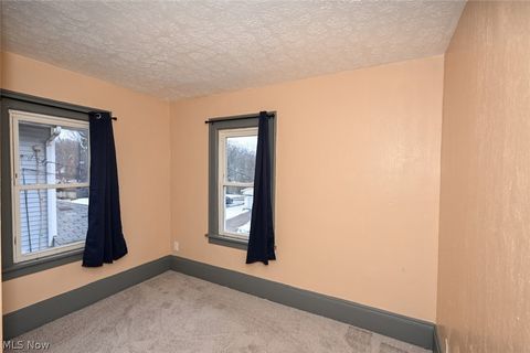 Tiny photo for 77 W Mildred Avenue, Akron, OH 44310 (MLS # 5187352)