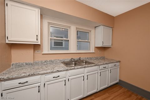 Tiny photo for 77 W Mildred Avenue, Akron, OH 44310 (MLS # 5187352)