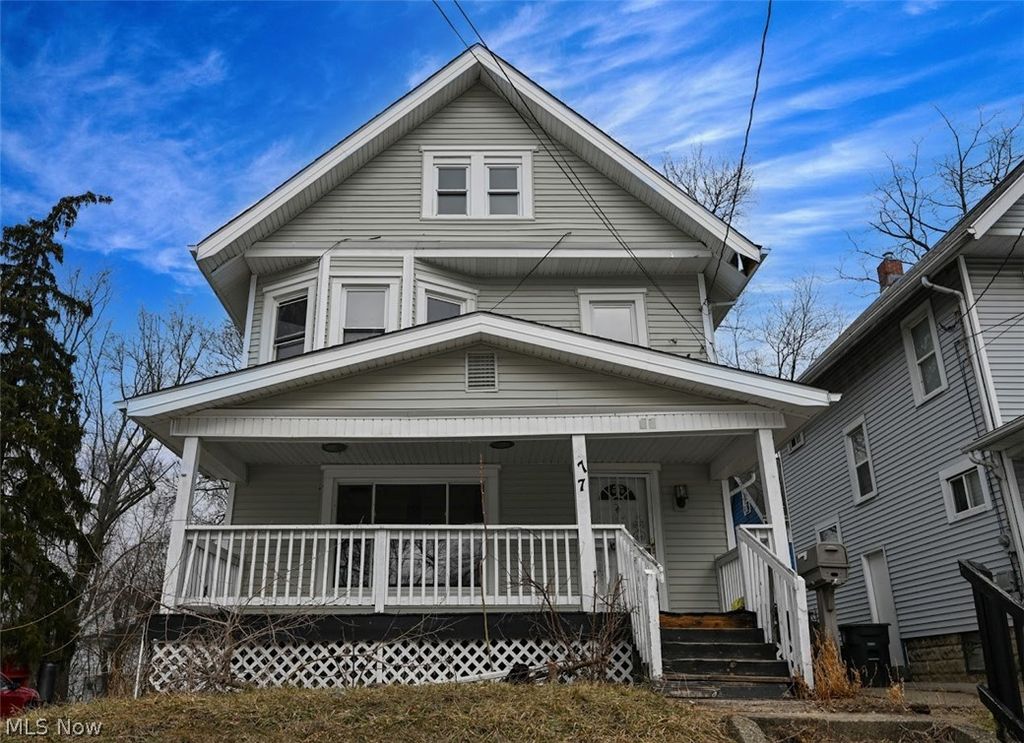 Photo of 77 W Mildred Avenue, Akron, OH 44310 (MLS # 5187352)