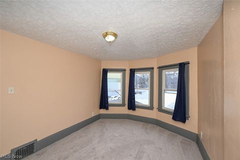 Tiny photo for 77 W Mildred Avenue, Akron, OH 44310 (MLS # 5187352)