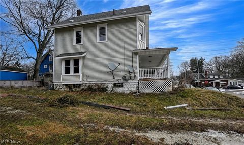 Tiny photo for 77 W Mildred Avenue, Akron, OH 44310 (MLS # 5187352)