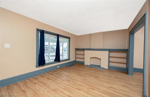 Tiny photo for 77 W Mildred Avenue, Akron, OH 44310 (MLS # 5187352)