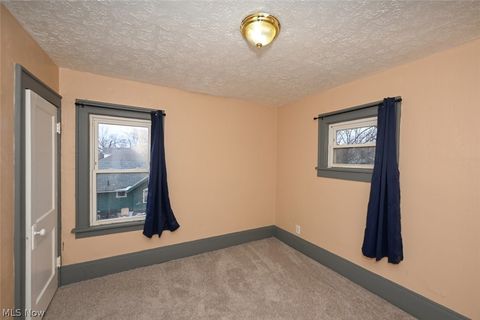 Tiny photo for 77 W Mildred Avenue, Akron, OH 44310 (MLS # 5187352)