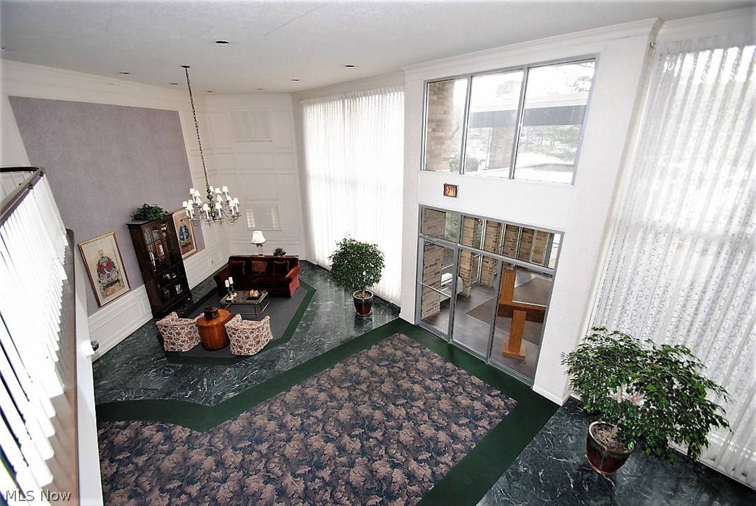 Acacia/Green Condo - Residential