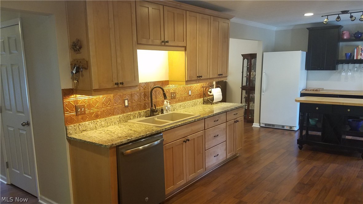 Brentwood Estate - Residential