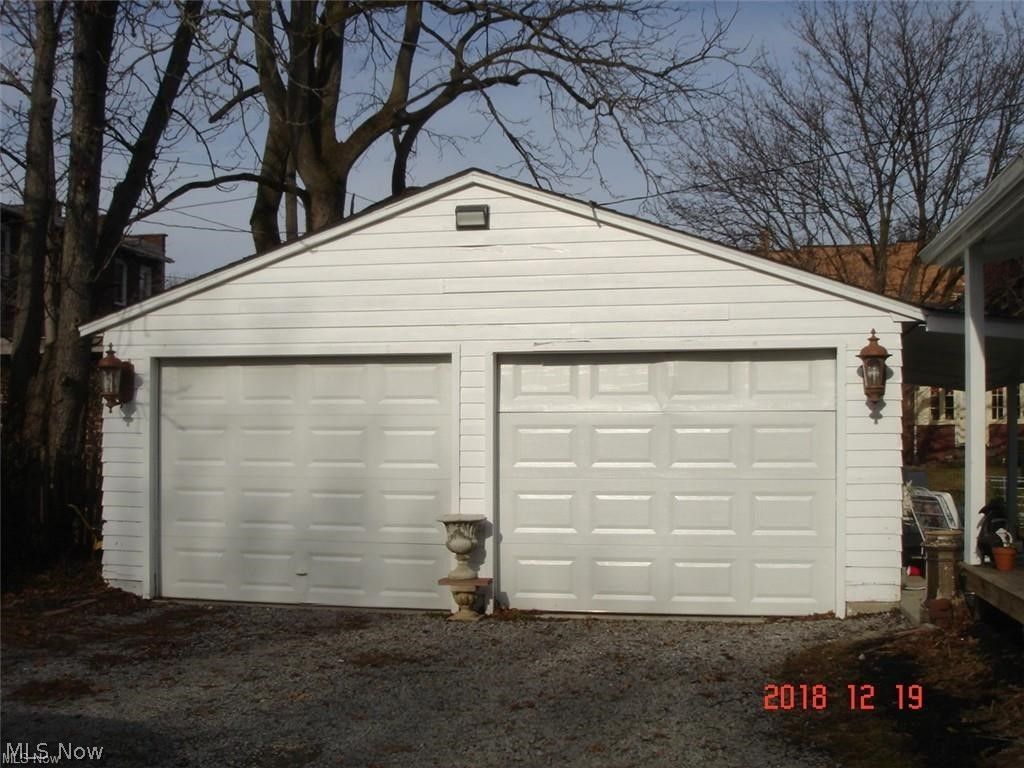 Photo of 223 S Main Street, Columbiana, OH 44408 (MLS # 5192662)